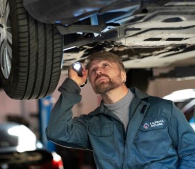 Alarming Signs that Your Car Needs a Professional Mechanic